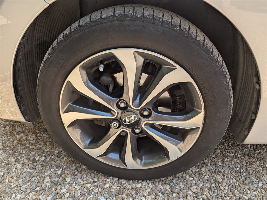 Used Hyundai i10 2017 for sale - 76419676: Photo 37