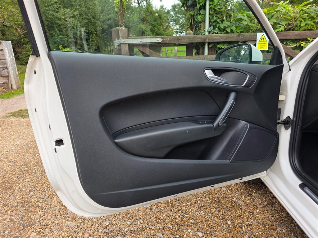 Used Audi A1 2018 for sale - 76419692: Photo 32