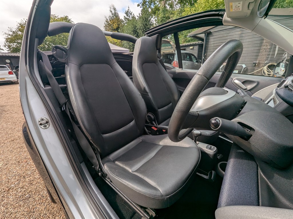 Used smart fortwo 2014 for sale - 76419653: Photo 11