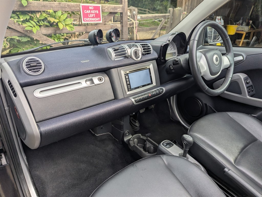 Used smart fortwo 2014 for sale - 76419653: Photo 12