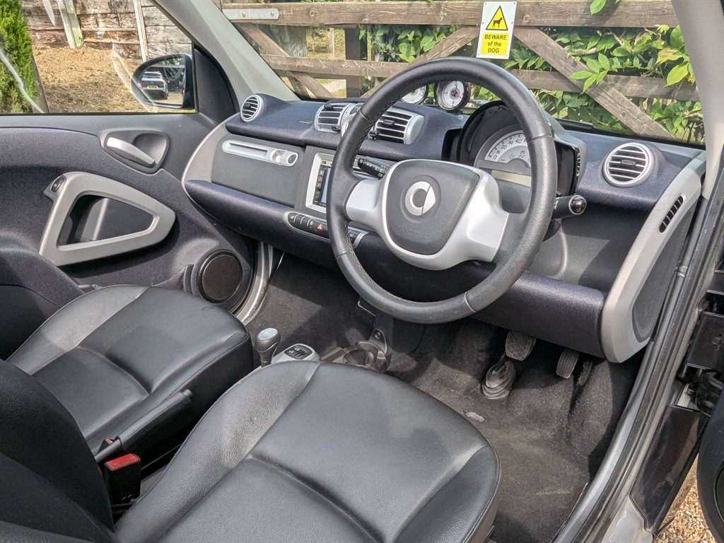 Used smart fortwo 2014 for sale - 76419653: Photo 9