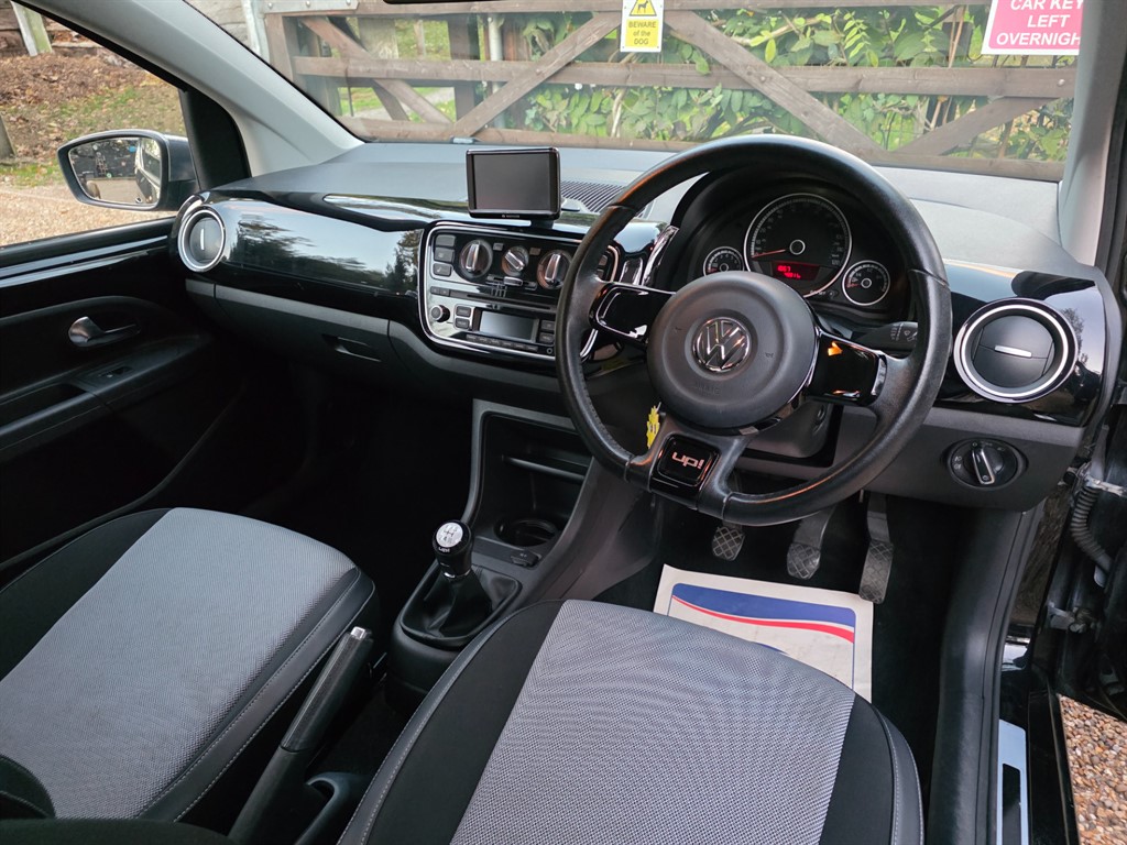 Used Volkswagen up! 2013 for sale - 76419648: Photo 14