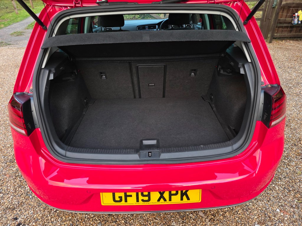 Used Volkswagen Golf 2019 for sale - 76419680: Photo 14