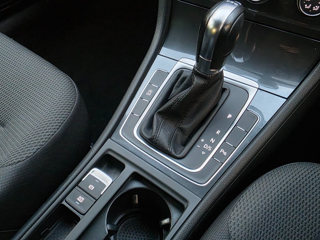 Used Volkswagen Golf 2019 for sale - 76419680: Photo 23