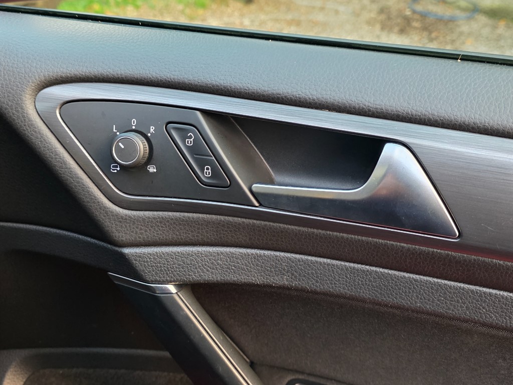 Used Volkswagen Golf 2019 for sale - 76419680: Photo 39