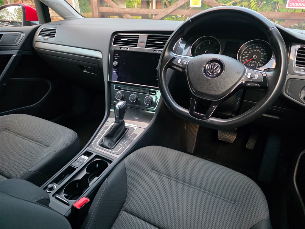 Used Volkswagen Golf 2019 for sale - 76419680: Photo 42