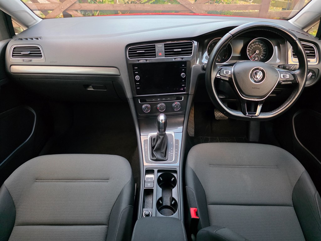 Used Volkswagen Golf 2019 for sale - 76419680: Photo 5