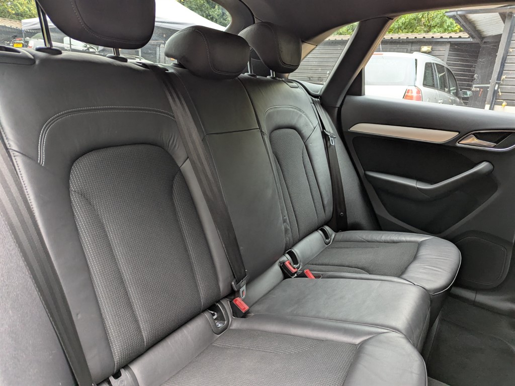 Used Audi Q3 2012 for sale - 76419685: Photo 31