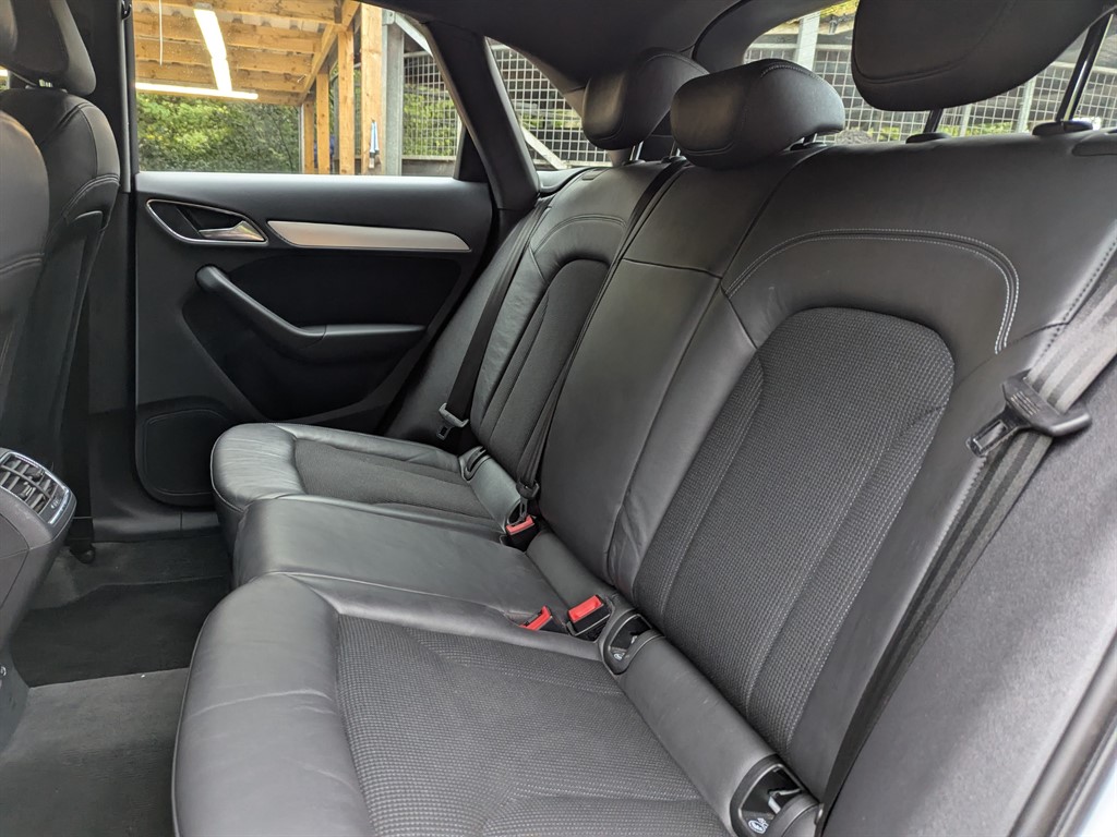 Used Audi Q3 2012 for sale - 76419685: Photo 32