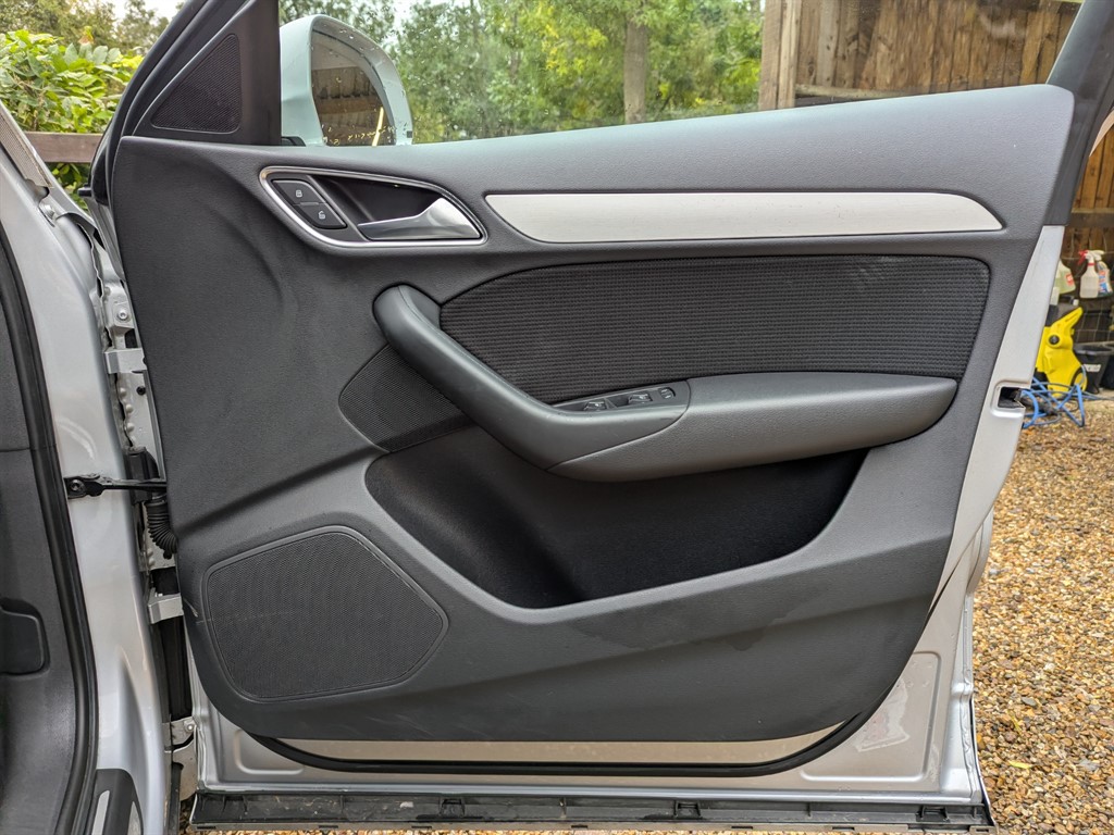 Used Audi Q3 2012 for sale - 76419685: Photo 33