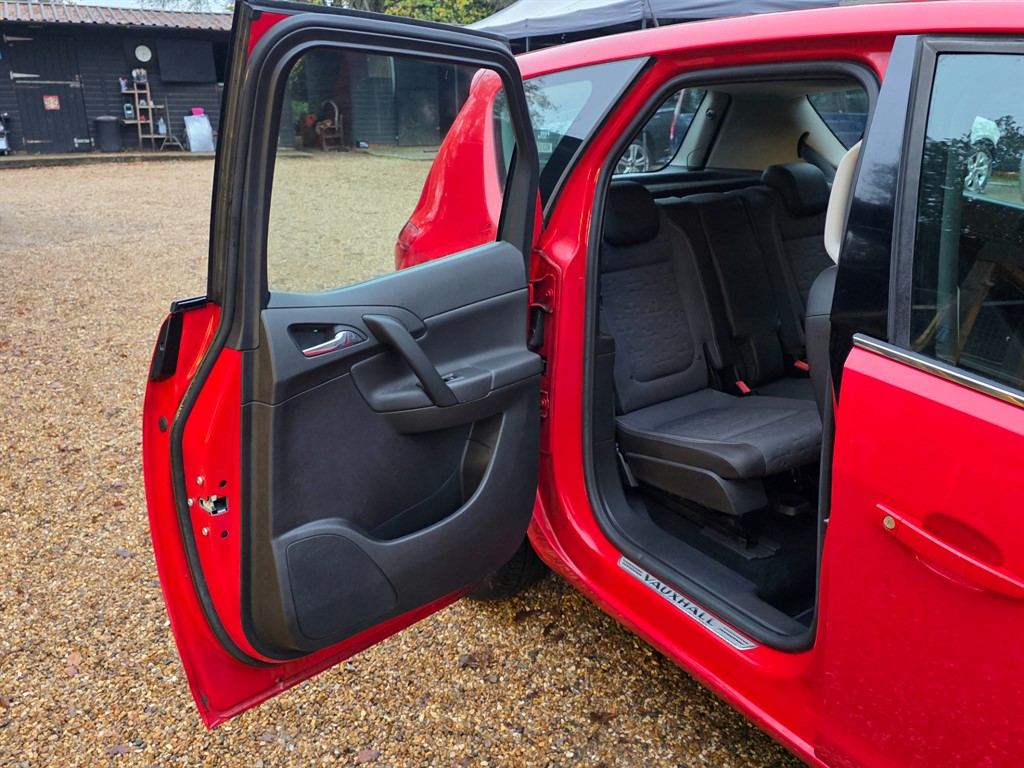 Used Vauxhall Meriva 2015 for sale - 76593802: Photo 45