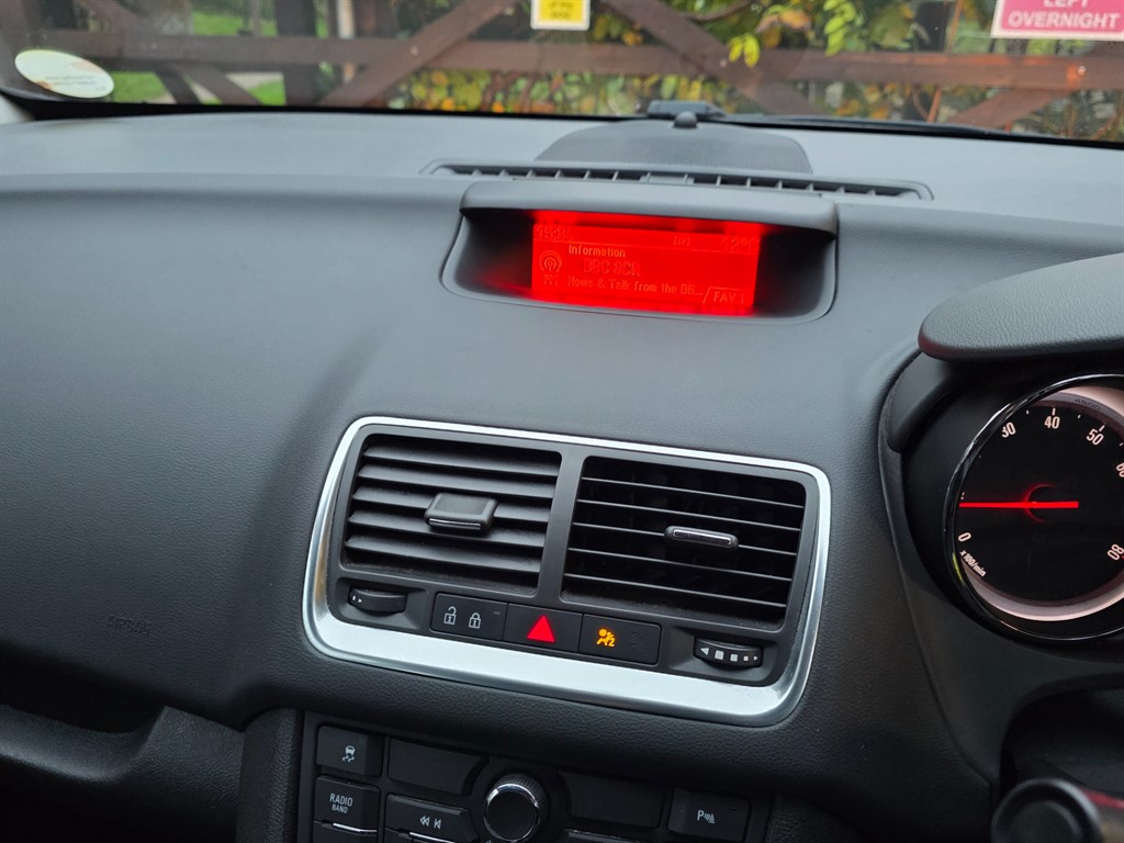 Used Vauxhall Meriva 2015 for sale - 76593802: Photo 6