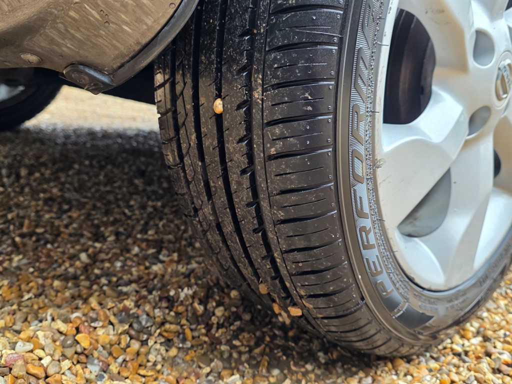 Used Nissan Note 2011 for sale - 76419667: Photo 32