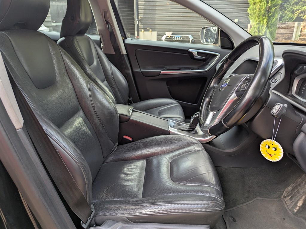 Used Volvo XC60 2013 for sale - 76419672: Photo 10