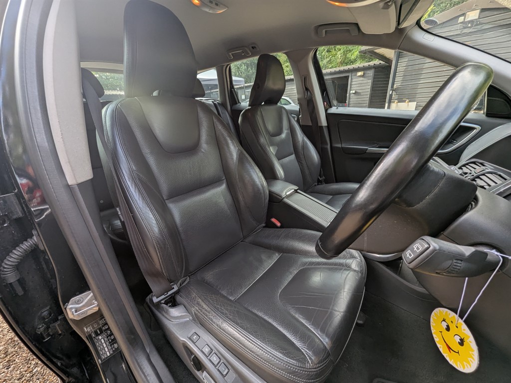 Used Volvo XC60 2013 for sale - 76419672: Photo 11