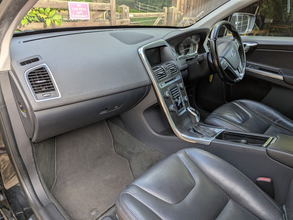 Used Volvo XC60 2013 for sale - 76419672: Photo 12