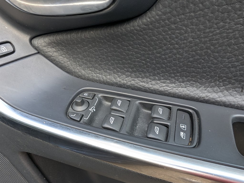 Used Volvo XC60 2013 for sale - 76419672: Photo 29