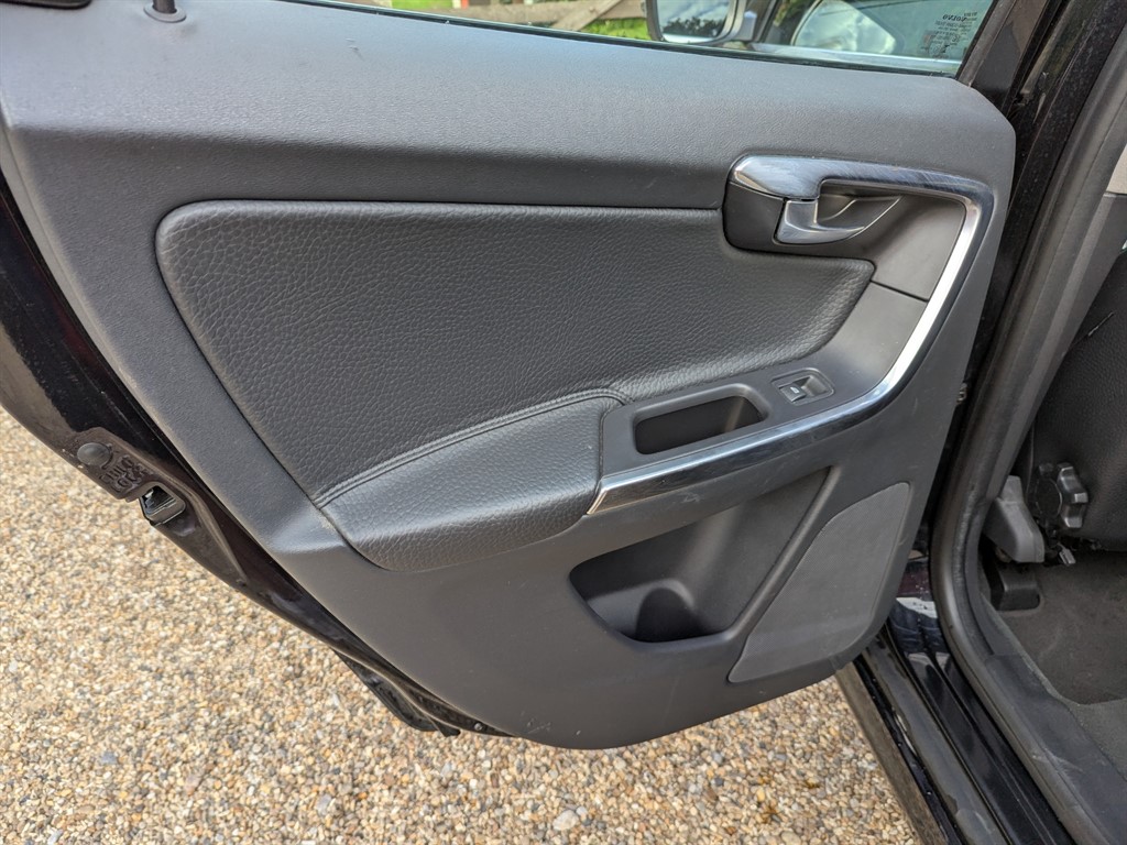 Used Volvo XC60 2013 for sale - 76419672: Photo 39