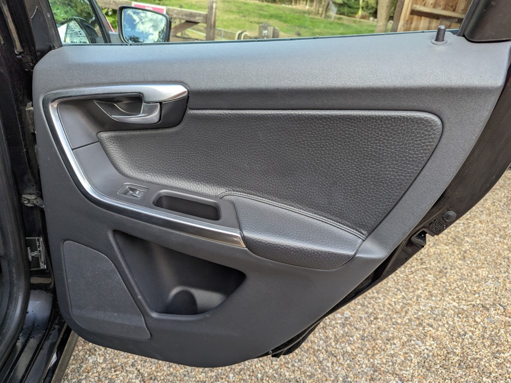 Used Volvo XC60 2013 for sale - 76419672: Photo 40