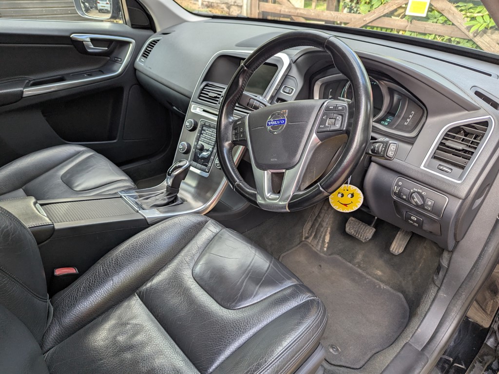 Used Volvo XC60 2013 for sale - 76419672: Photo 9