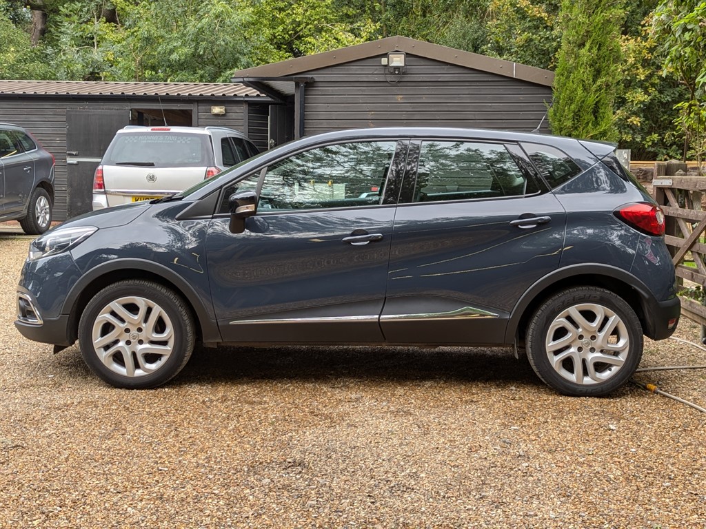 Used Renault Captur 2016 for sale - 76419658: Photo 23