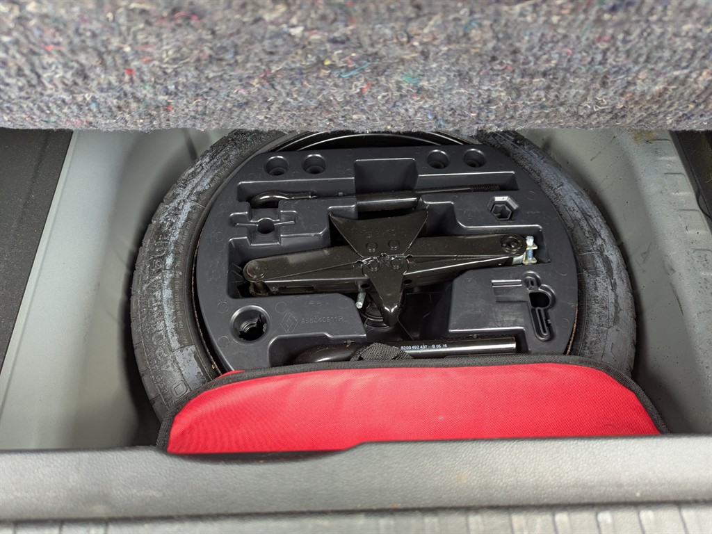 Used Renault Captur 2016 for sale - 76419658: Photo 29