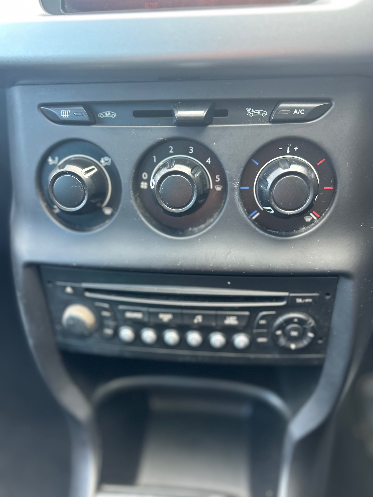 Used Citroen C3 2010 for sale - 76207372: Photo 13