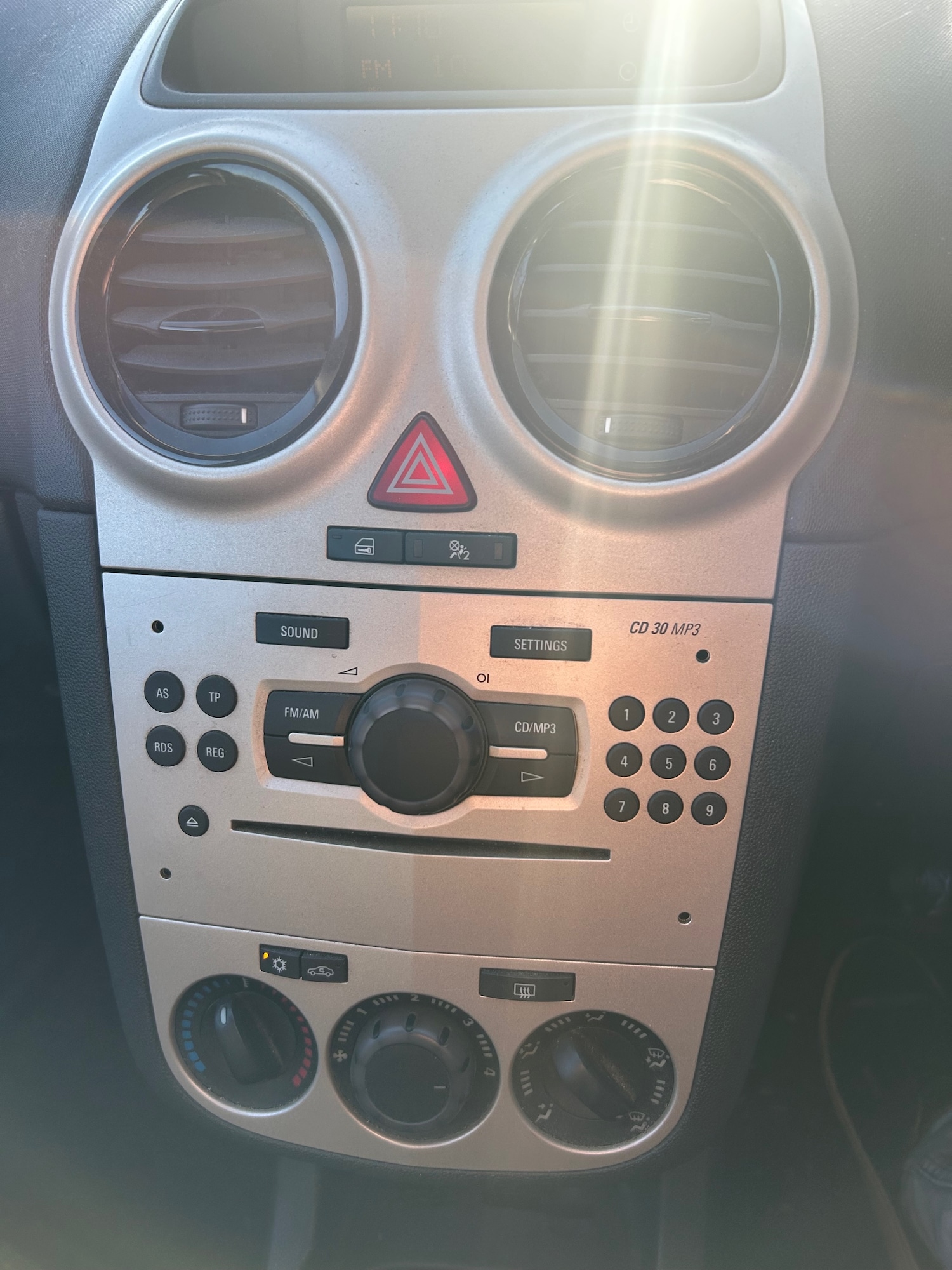 Used Vauxhall Corsa 2009 for sale - 76778418: Photo 10