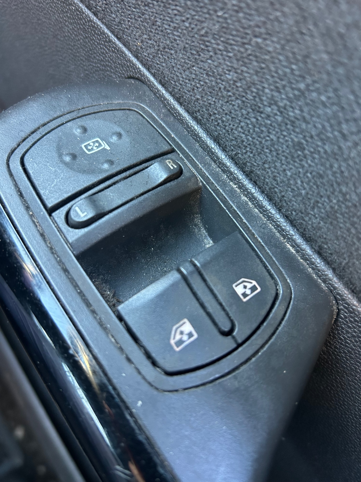 Used Vauxhall Corsa 2009 for sale - 76778418: Photo 9