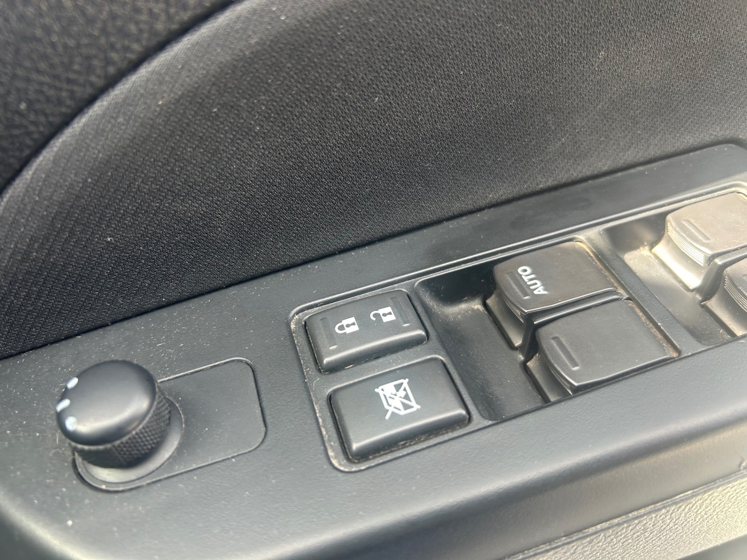 Used Suzuki Swift 2015 for sale - 78080752: Photo 15