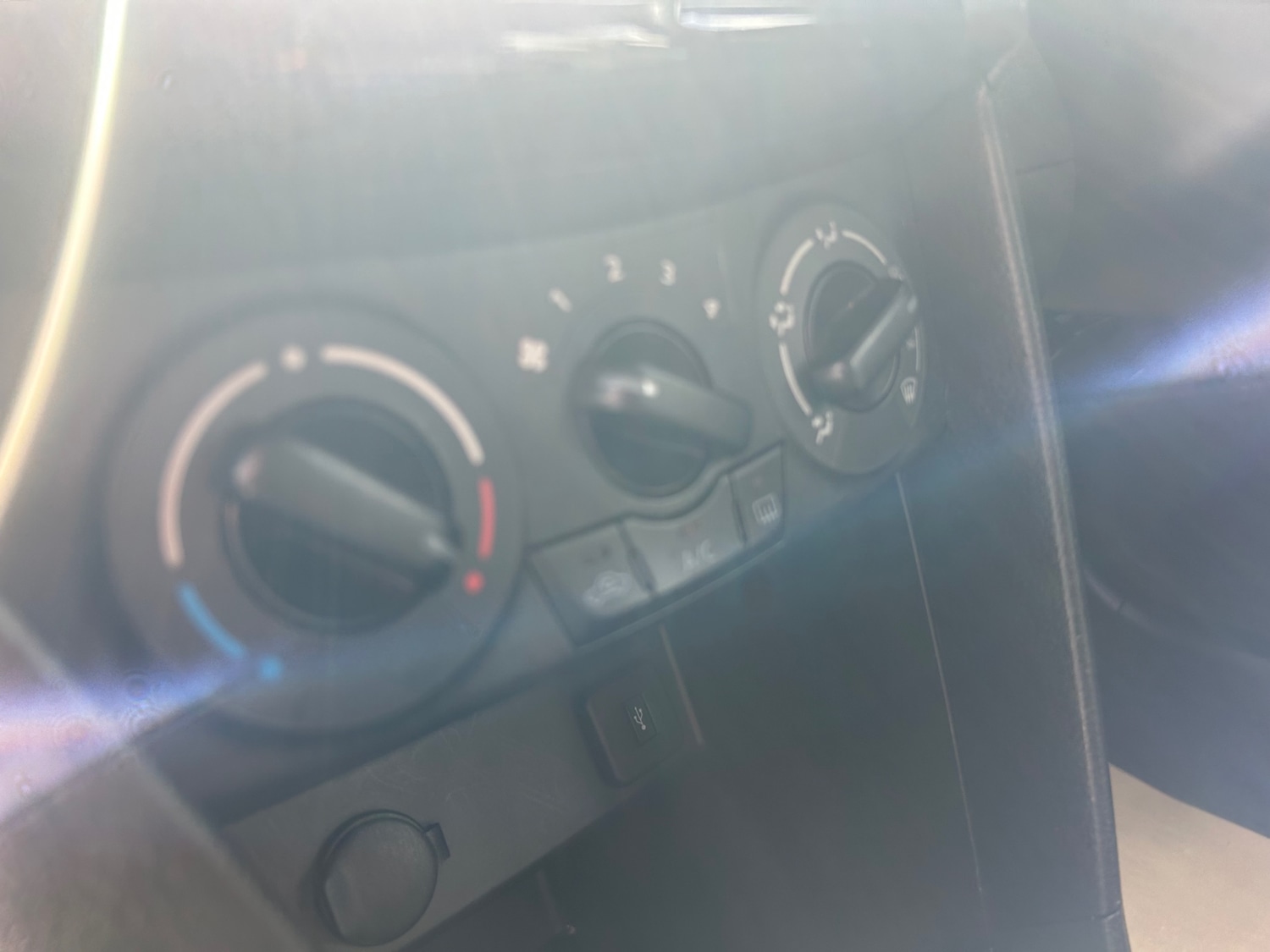 Used Suzuki Swift 2015 for sale - 78080752: Photo 19