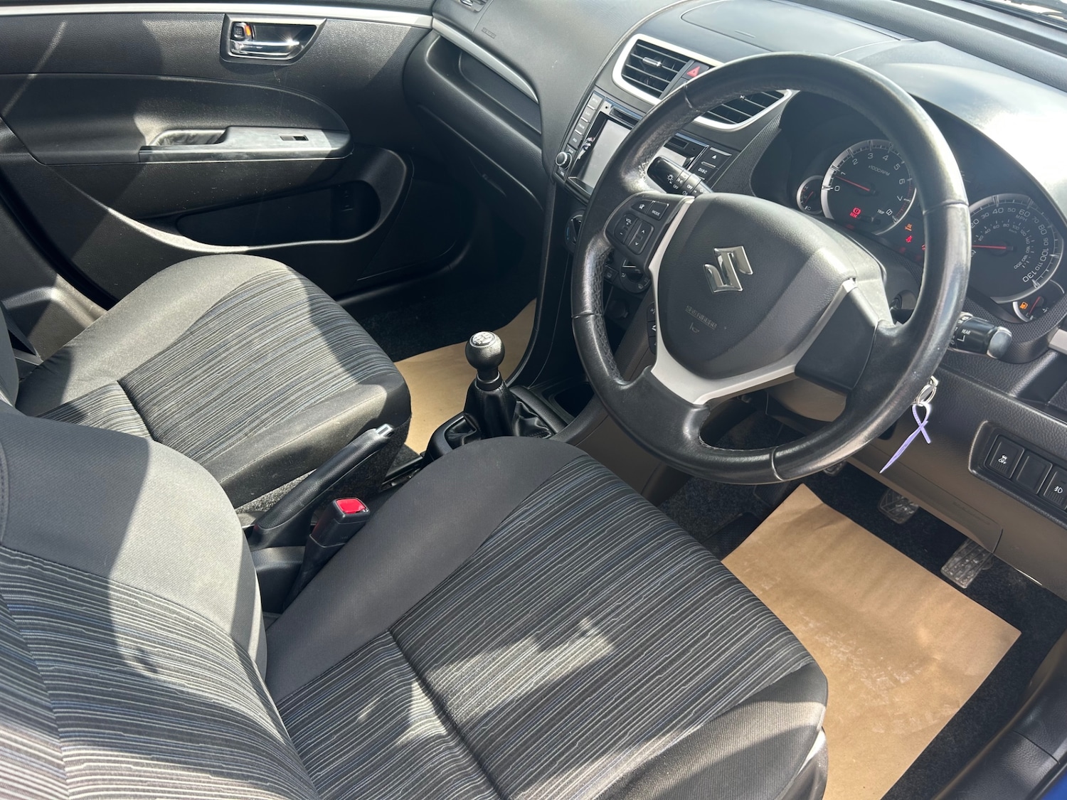 Used Suzuki Swift 2015 for sale - 78080752: Photo 9