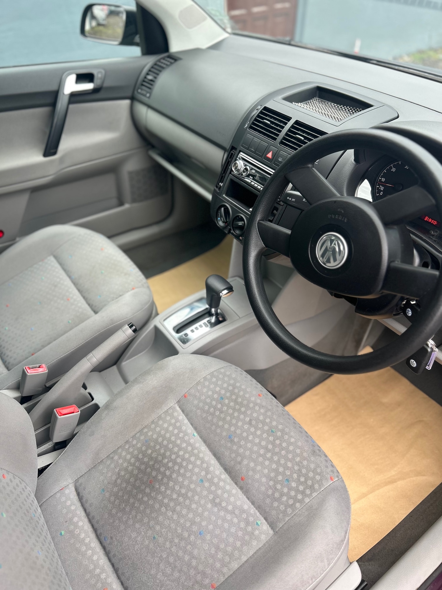 Used Volkswagen Polo 2003 for sale - 76426072: Photo 2