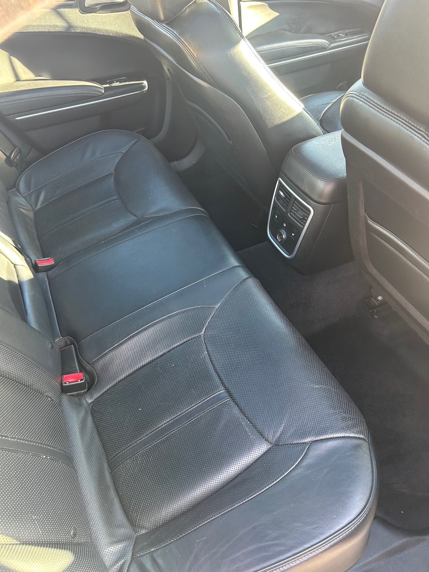 Used Chrysler 300C 2013 for sale - 77766565: Photo 12