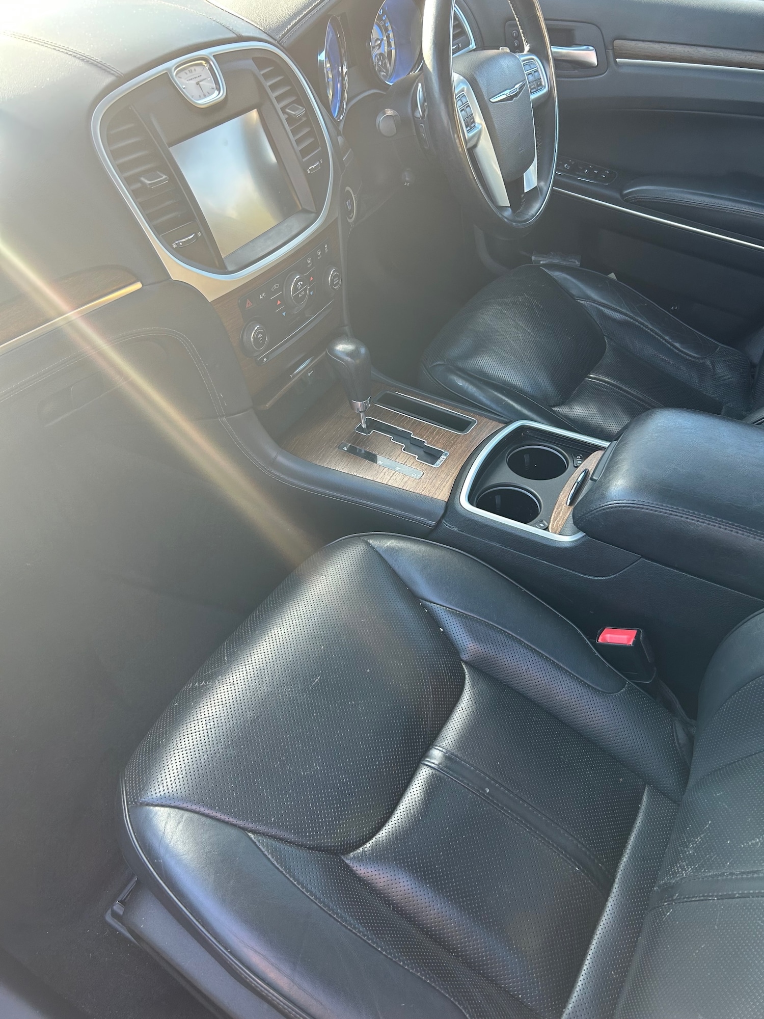 Used Chrysler 300C 2013 for sale - 77766565: Photo 14