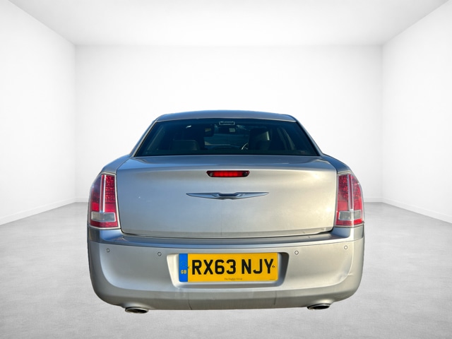 Used Chrysler 300C 2013 for sale - 77766565: Photo 6