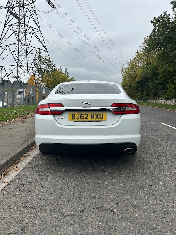 Used Jaguar XF 2012 for sale - 76266455: Photo 4