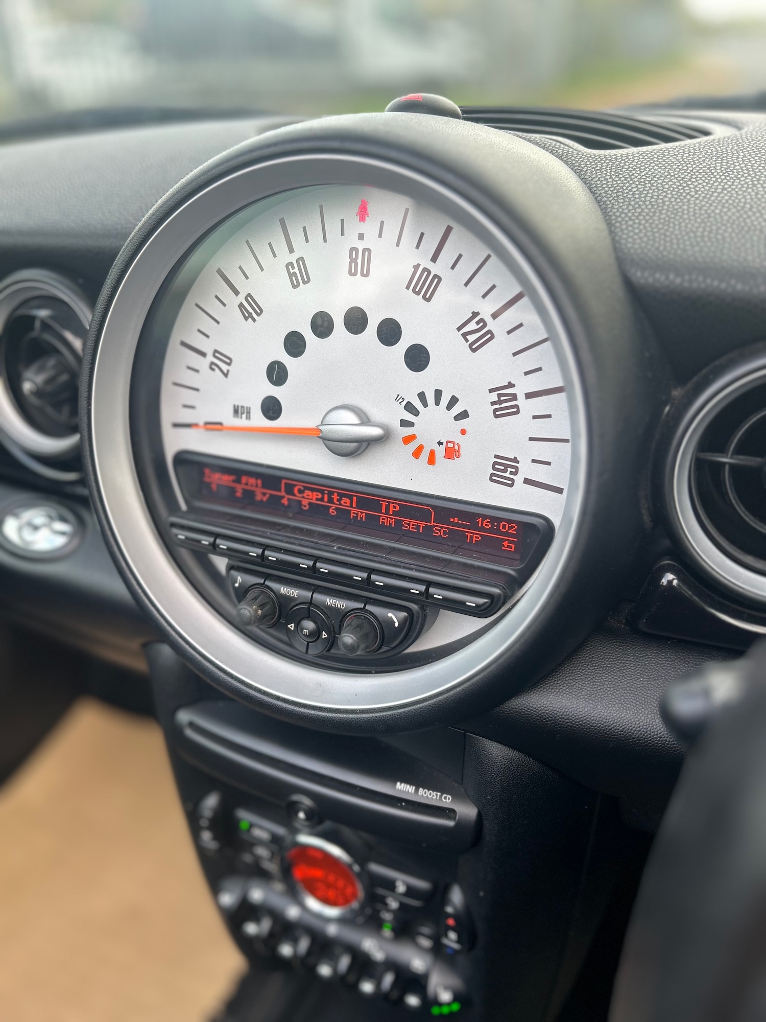 Used MINI Convertible 2011 for sale - 76347087: Photo 13