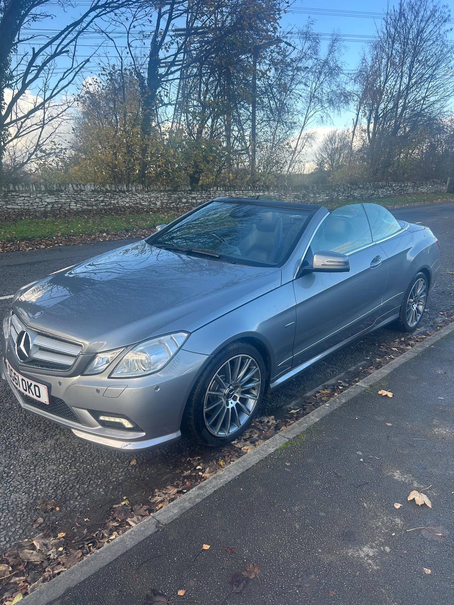 Used Mercedes-Benz E Class 2011 for sale - 76696240: Photo 2