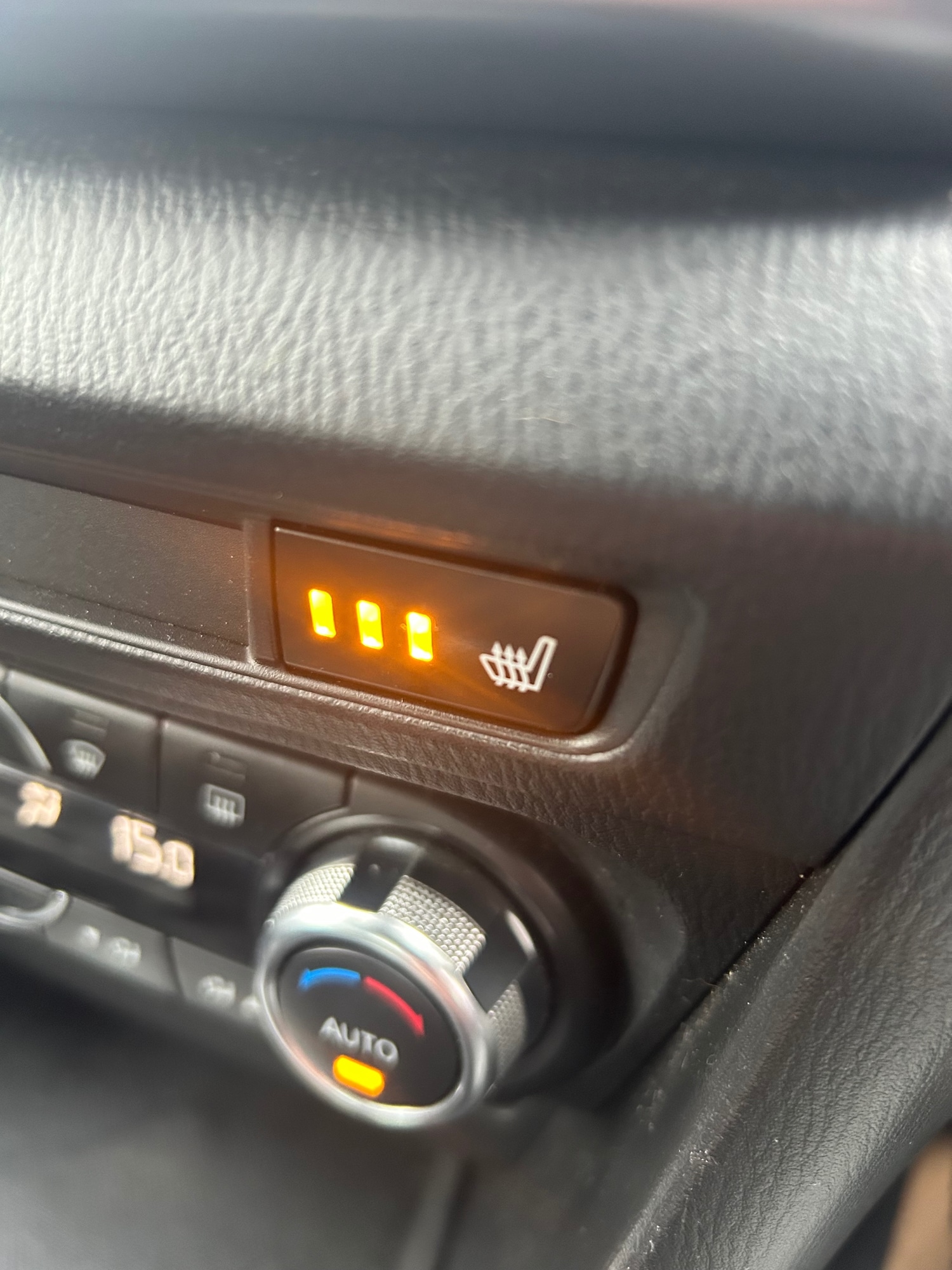 Used Mazda Mazda3 2016 for sale - 76449254: Photo 14