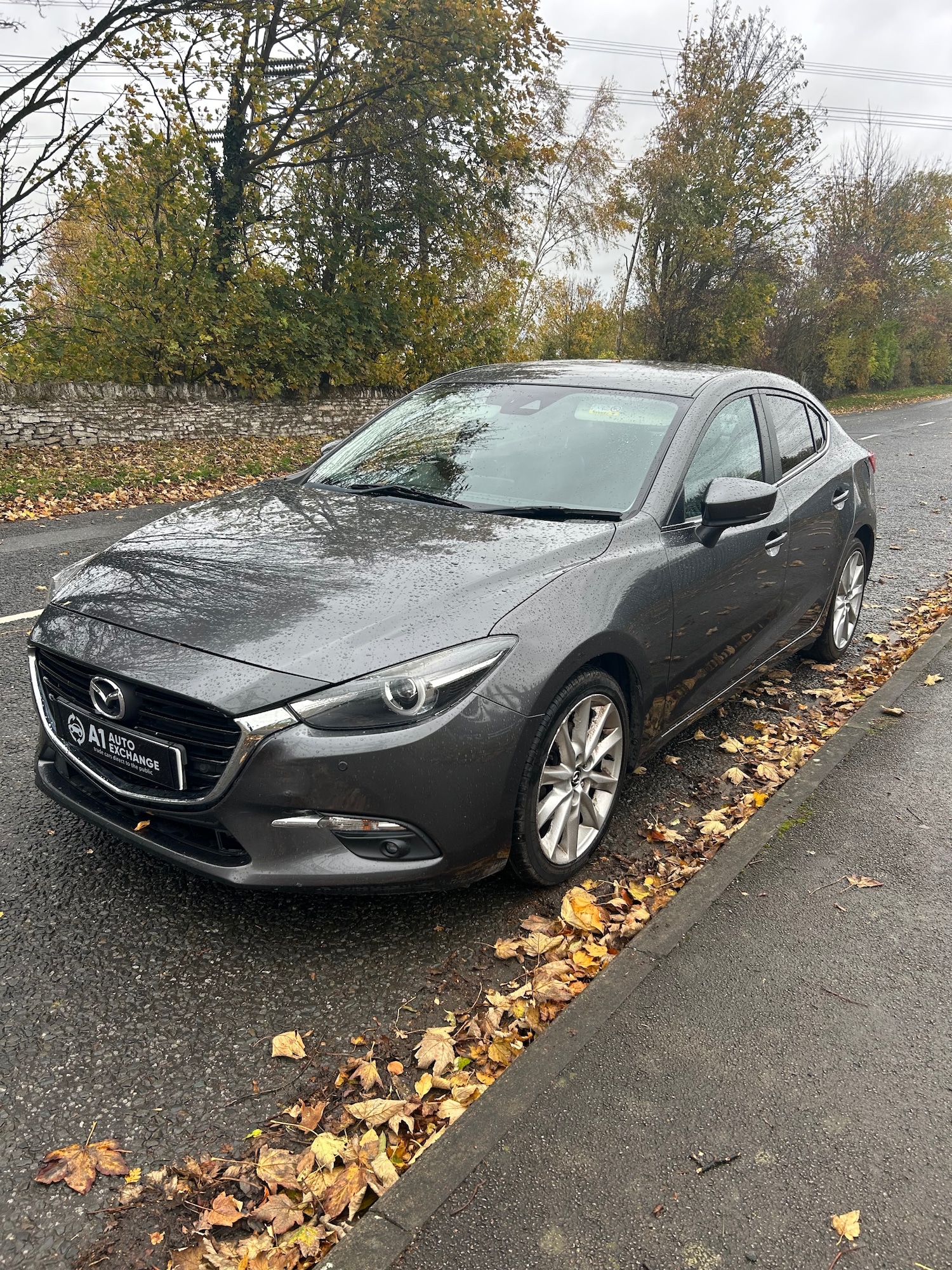 Used Mazda Mazda3 2016 for sale - 76449254: Photo 2