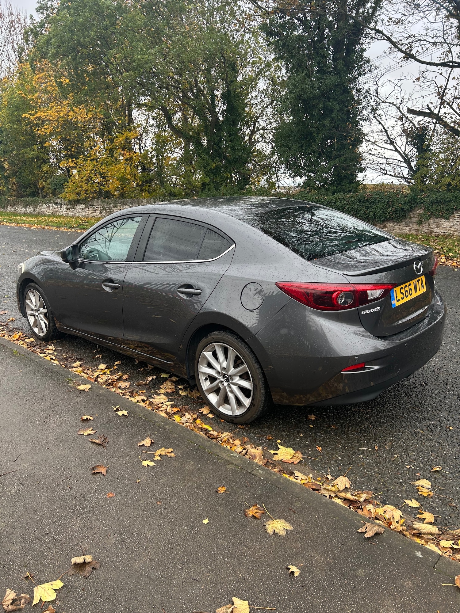 Used Mazda Mazda3 2016 for sale - 76449254: Photo 4