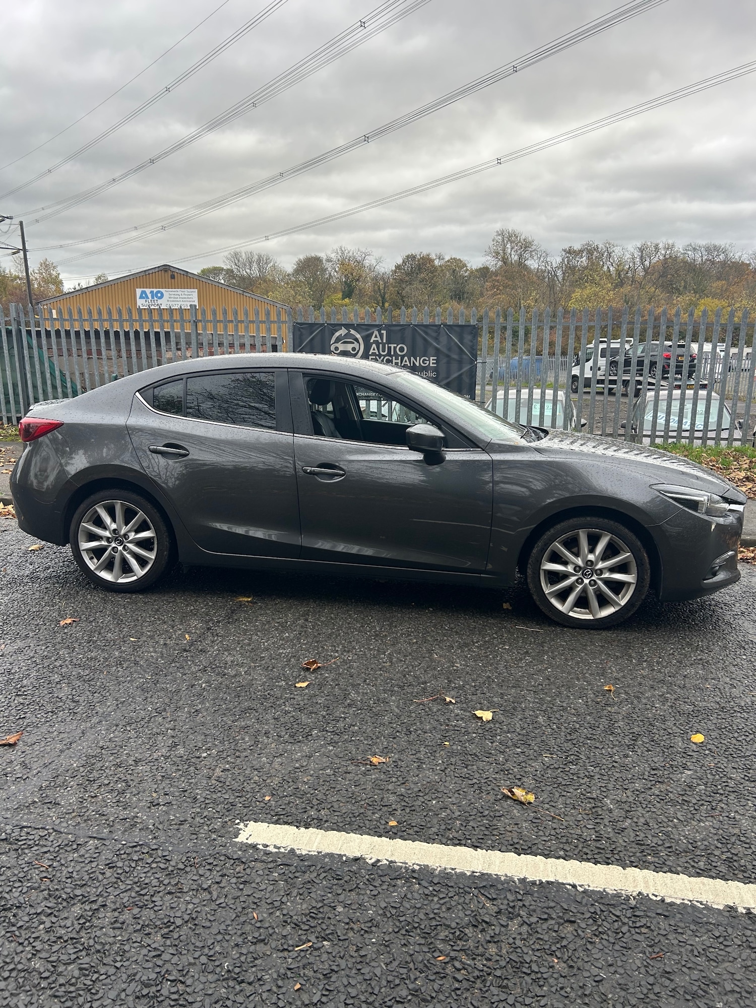 Used Mazda Mazda3 2016 for sale - 76449254: Photo 8