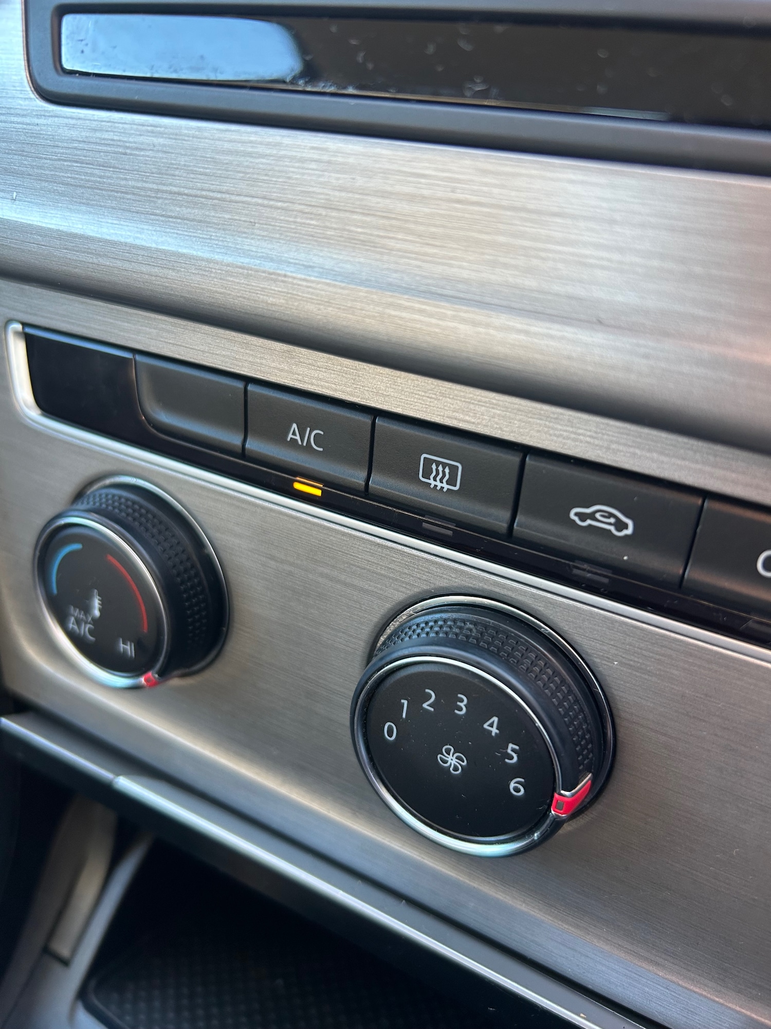 Used Volkswagen Golf 2015 for sale - 76681866: Photo 15