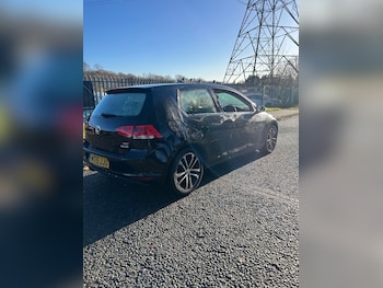 Used Volkswagen Golf 2015 for sale - 76681866: Photo