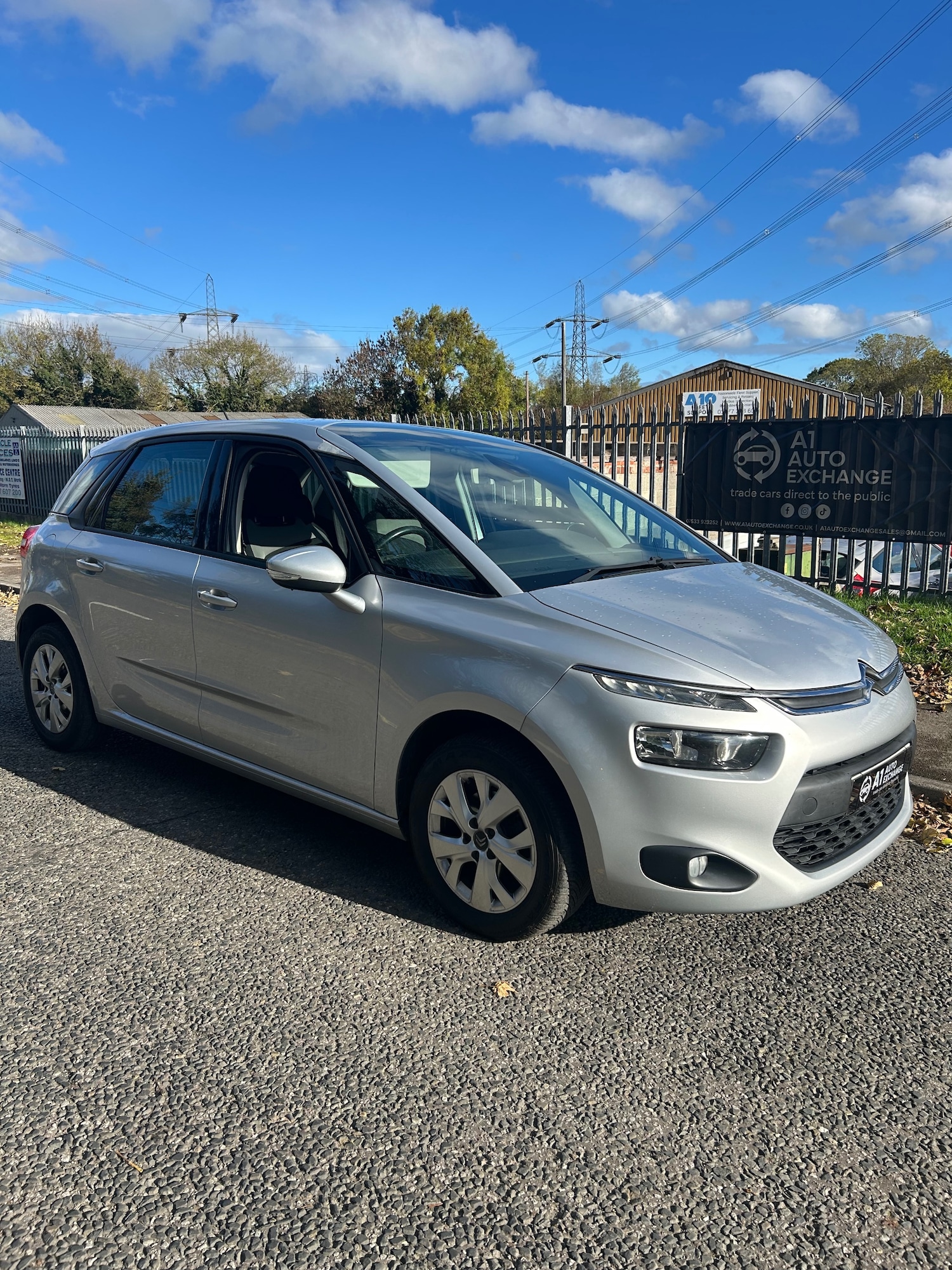 Used Citroen C4 Picasso 2015 for sale - 76374328: Photo 1