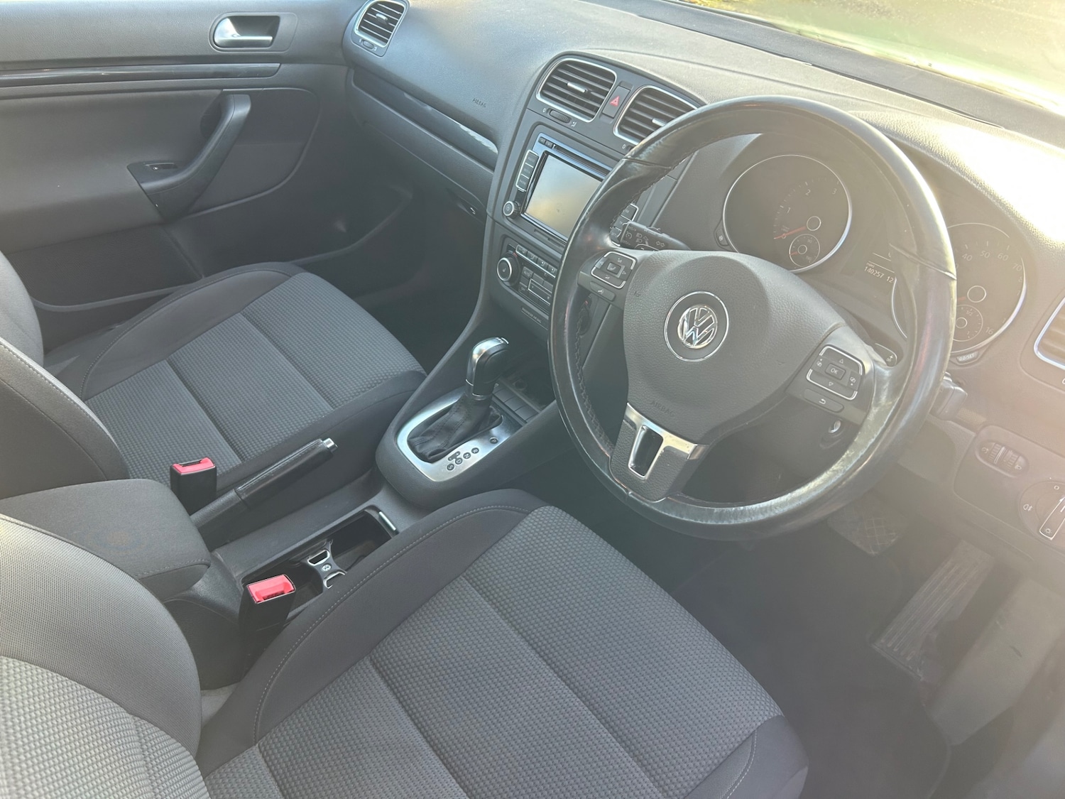 Used Volkswagen Golf 2011 for sale - 76931574: Photo 10