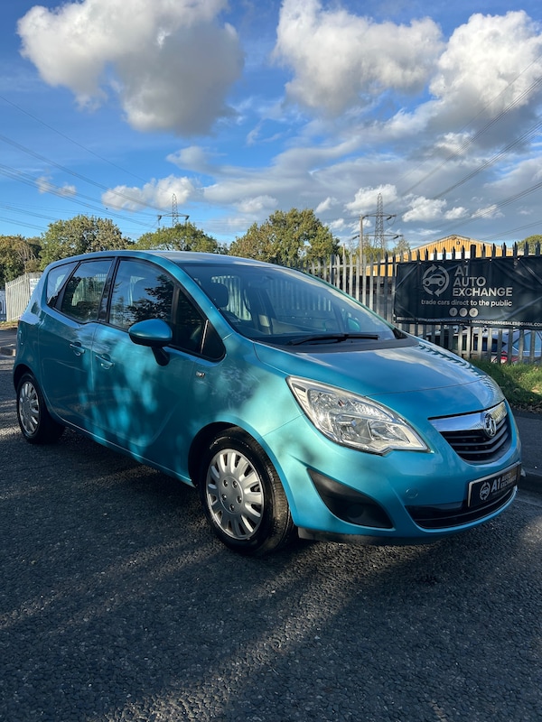 Used Vauxhall Meriva 2010 for sale - 76205739: Photo 2