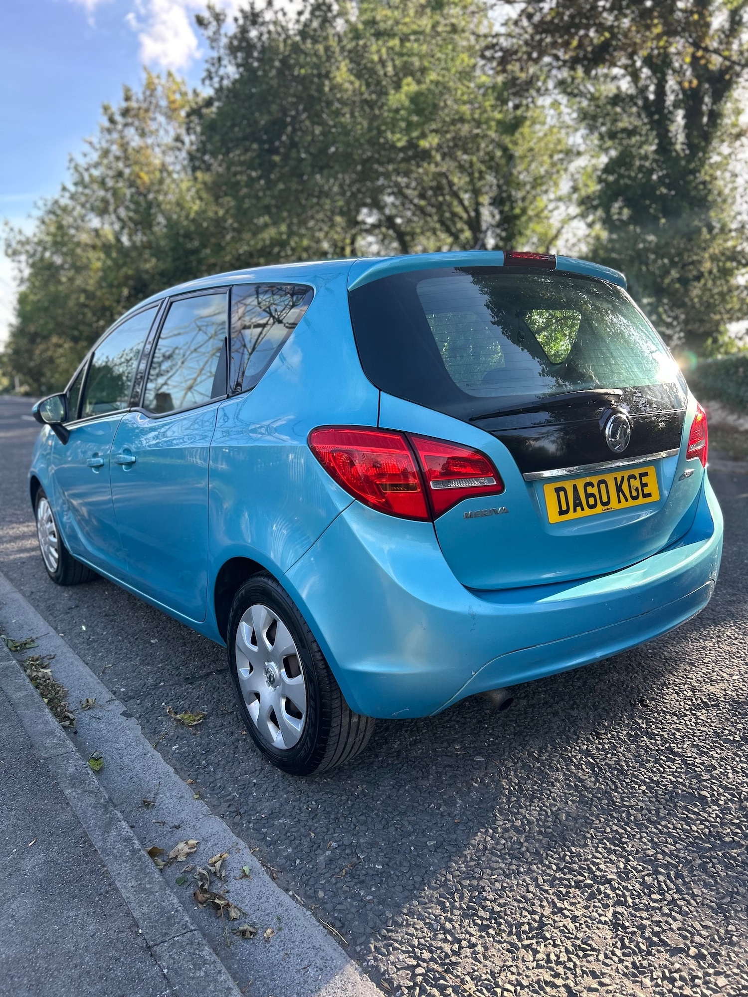 Used Vauxhall Meriva 2010 for sale - 76205739: Photo 3
