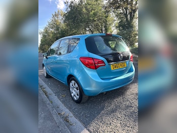 Used Vauxhall Meriva 2010 for sale - 76205739: Photo 3